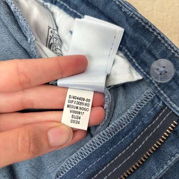 Blue Wide Leg Women's Jeans - Picture 13 of 14